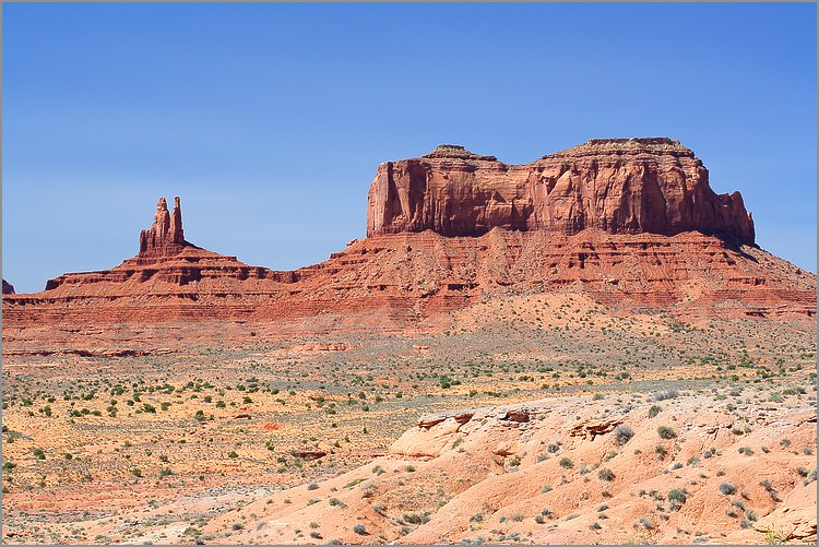 Monument Valley (Navajo Tribal Park) Big Indian, Sentinel Mesa - photo réalisée avec CANON 5D + EF 100mm macro F2,8